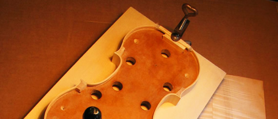 scutting a new violin